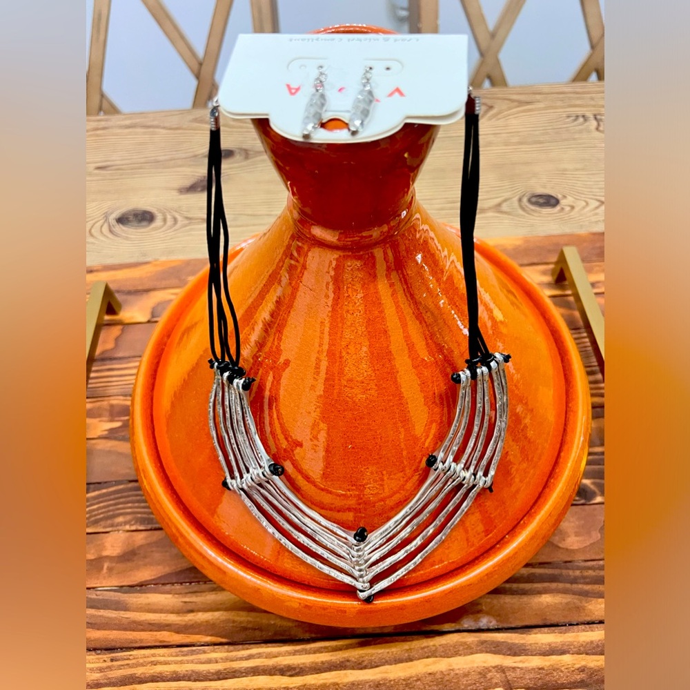 Necklace set
